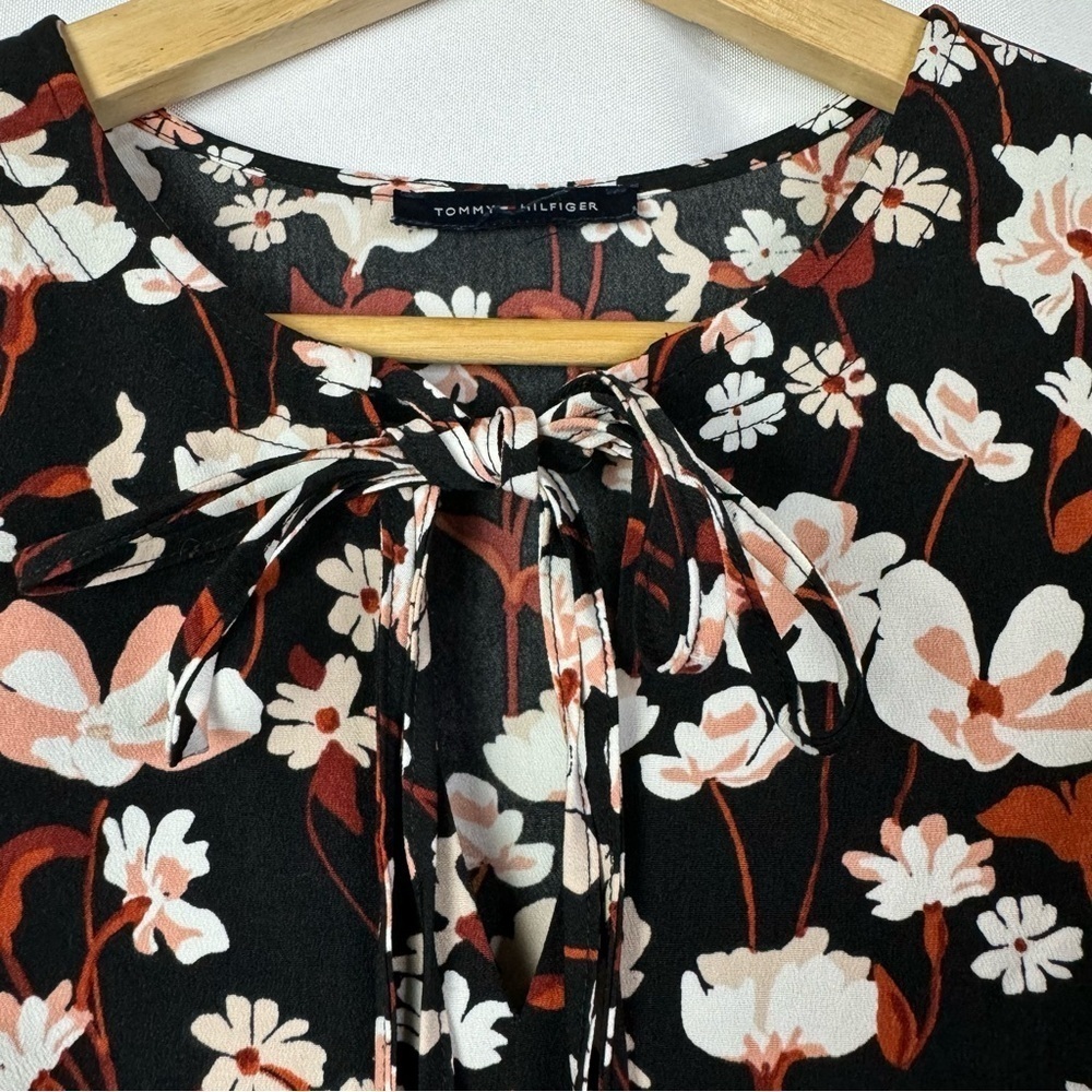 Tommy Hilfiger Black & Pink Floral Short Sleeve Knee Length Dress 8 - Picture 4 of 4